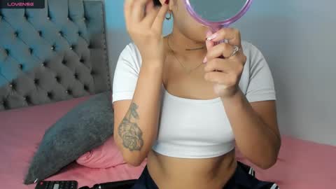 Snapshot of evaolimpo chatting on 05/02/26, 01:21 Eva Olimpo online show from 05/02/26, 01:21