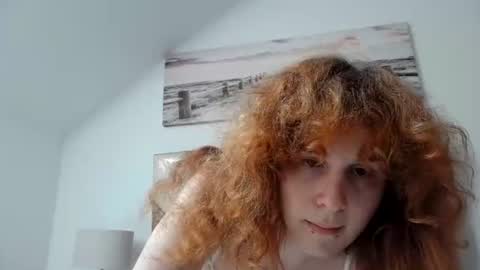 Snapshot of evapilled chatting on 07/23/26, 09:51 evapilled online show from 07/23/26, 09:51