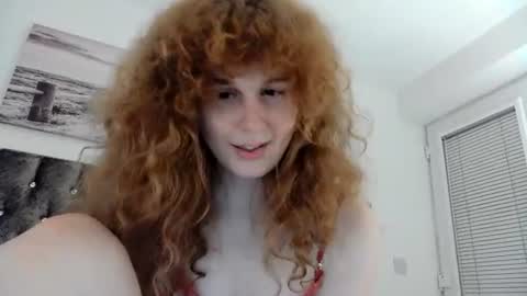 Snapshot of evapilled chatting on 07/26/26, 09:43 evapilled online show from 07/26/26, 09:43