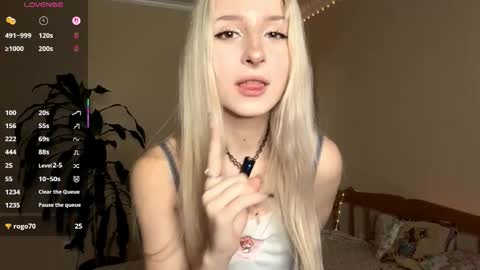 Eva online show from 11/22/25, 07:29