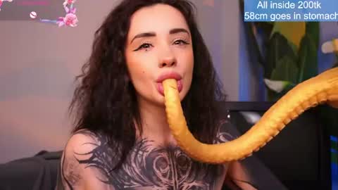 Eva online show from 06/11/26, 02:00