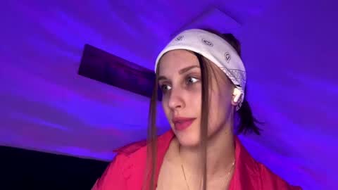 evarenard_ online show from 05/03/26, 05:08
