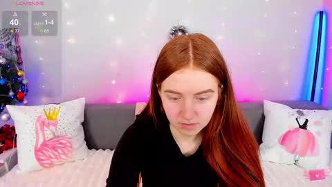 Snapshot of evarey_ chatting on 01/07/26, 06:49 Adelina online show from 01/07/26, 06:49