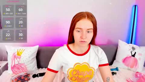 Snapshot of evarey_ chatting on 01/10/26, 06:59 Adelina online show from 01/10/26, 06:59