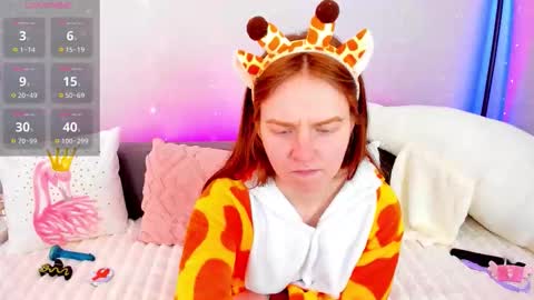 Snapshot of evarey_ chatting on 02/03/26, 06:40 Adelina online show from 02/03/26, 06:40