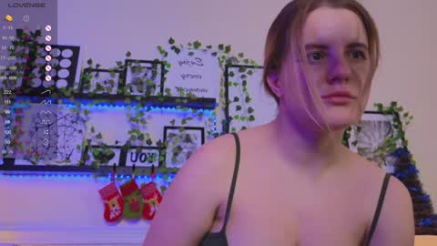 Snapshot of evasabor chatting on 12/13/24, 01:48 Eva online show from 12/13/24, 01:48