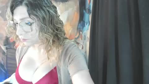 Snapshot of evasaenz21 chatting on 04/17/26, 08:56 evasaenz online show from 04/17/26, 08:56
