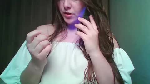 evasapples2026 online show from 05/09/26, 12:32