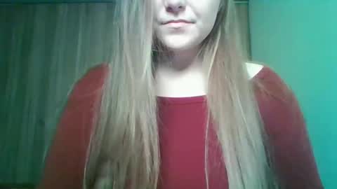 evasapples2026 online show from 05/13/26, 07:55