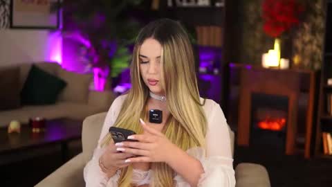 Eva online show from 10/05/25, 03:32