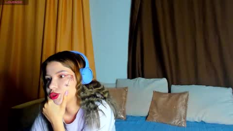 Eva online show from 11/01/25, 01:07