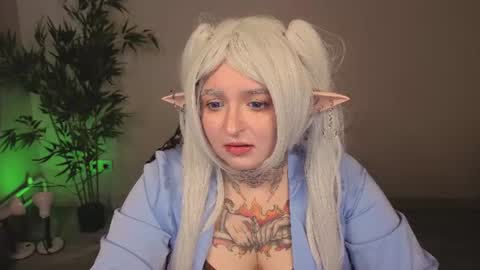 Snapshot of evathewitcher chatting on 06/19/26, 09:24 EvaTheWitcher online show from 06/19/26, 09:24