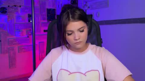 Eva  next stream -  - 1600 UTC2000  online show from 11/21/25, 08:24