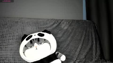 evaveenus online show from 02/14/25, 09:03