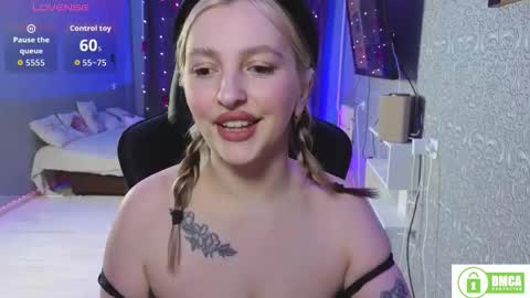 Snapshot of evavibe chatting on 01/10/26, 06:53 evavibe online show from 01/10/26, 06:53