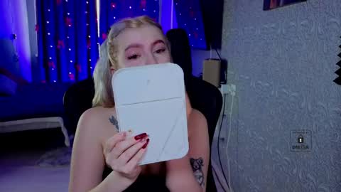 Snapshot of evavibe chatting on 03/08/26, 05:55 evavibe online show from 03/08/26, 05:55