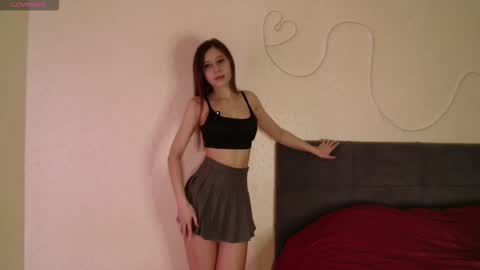 Snapshot of evavuv chatting on 12/02/25, 04:40 Eva Vuv online show from 12/02/25, 04:40