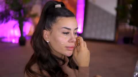 Eva online show from 02/13/25, 06:09