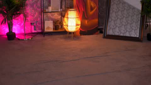 Eva online show from 03/11/25, 06:43