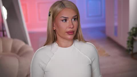 Snapshot of evazane chatting on 02/11/26, 09:09 Eva online show from 02/11/26, 09:09