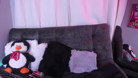 Eva Queen online show from 11/30/25, 12:58