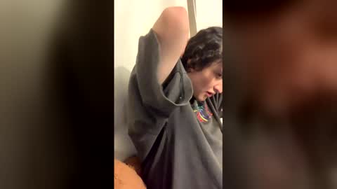 Snapshot of evee_uwu chatting on 03/18/26, 03:20 Eve Jane online show from 03/18/26, 03:20