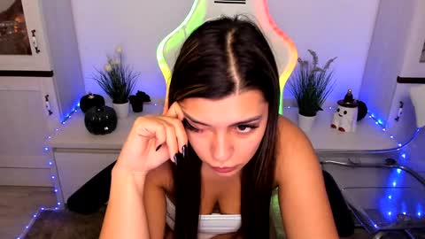 eveeevian online show from 12/13/24, 08:41