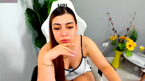 eveeevian online show from 04/24/26, 11:12