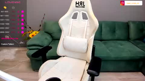 eveeevian online show from 06/21/26, 01:57