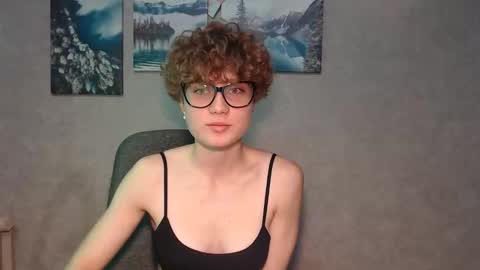 Snapshot of evelilyq chatting on 04/03/26, 06:39 Eve online show from 04/03/26, 06:39