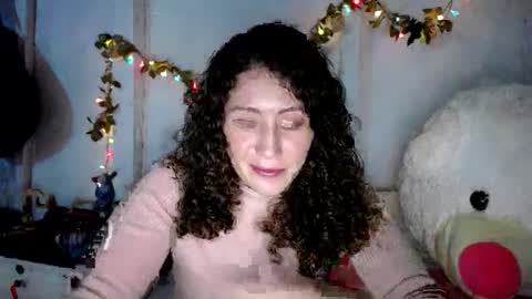 Snapshot of evelin97 chatting on 11/16/25, 02:17 evelin97 online show from 11/16/25, 02:17