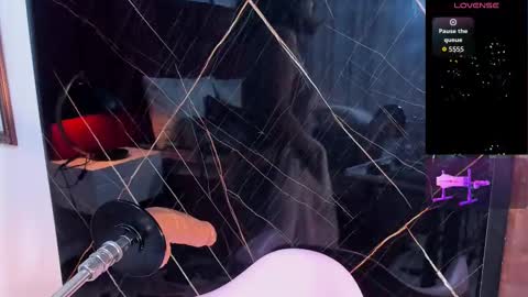 EVELIN online show from 09/17/25, 12:29