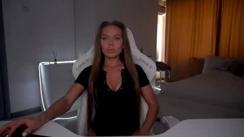 Evelina online show from 05/11/26, 11:49