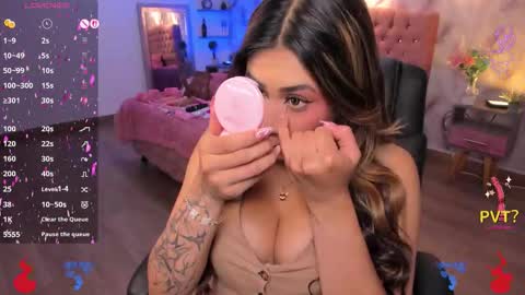 Eveline  online show from 12/01/25, 06:57