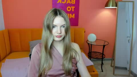 Eveline online show from 05/12/26, 08:44