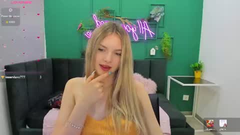 Eveline online show from 06/26/26, 02:16