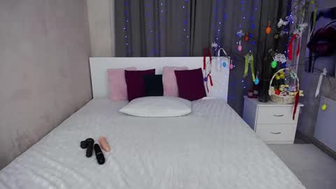 Snapshot of evelingills chatting on 04/16/26, 05:30 Evelin online show from 04/16/26, 05:30