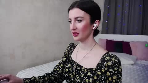 Snapshot of evelingills chatting on 04/22/26, 05:32 Evelin online show from 04/22/26, 05:32