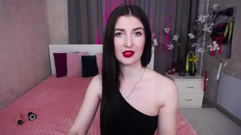 Snapshot of evelingills chatting on 05/11/26, 07:47 Evelin online show from 05/11/26, 07:47