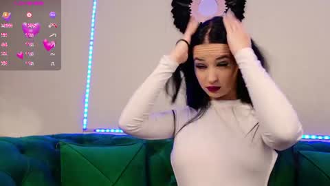 Snapshot of evelinskye chatting on 07/19/26, 11:03 Evelin online show from 07/19/26, 11:03