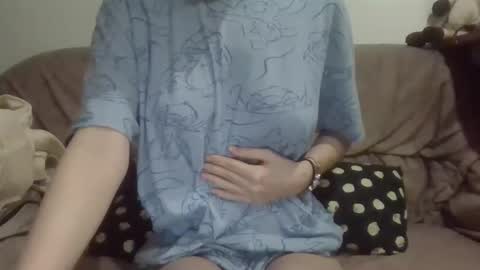 Snapshot of evelyn_tessy chatting on 04/14/26, 06:03 Evelyn online show from 04/14/26, 06:03