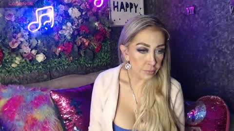 EvelynaGrey online show from 01/31/25, 08:01