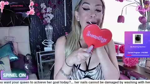 EvelynaGrey online show from 04/30/26, 07:53
