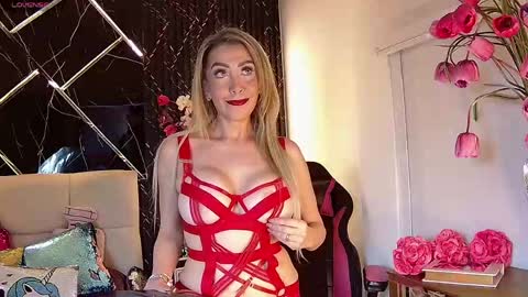 EvelynaGrey online show from 05/03/26, 05:46