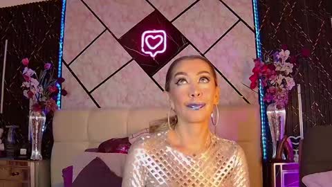 Snapshot of evelynagrey chatting on 05/29/26, 09:29 EvelynaGrey online show from 05/29/26, 09:29