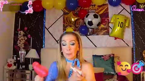 EvelynaGrey online show from 06/19/26, 09:57
