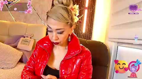 EvelynaGrey online show from 07/26/26, 12:12