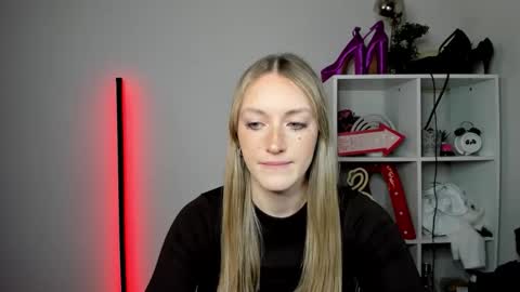 evelynblond online show from 04/27/26, 12:36