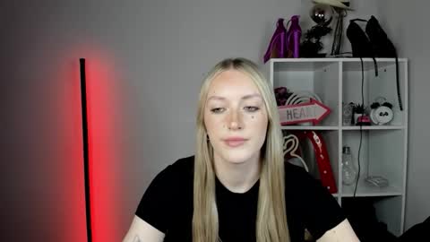 evelynblond online show from 06/10/26, 12:37