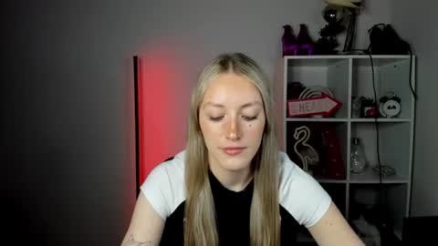 evelynblond online show from 06/19/26, 12:53